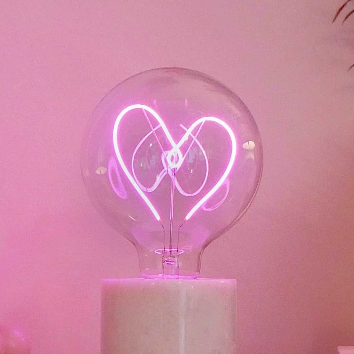 Heart Pink LED Light Bulb - Screw Down Table Top Fitting - E27 Edison Dimmable