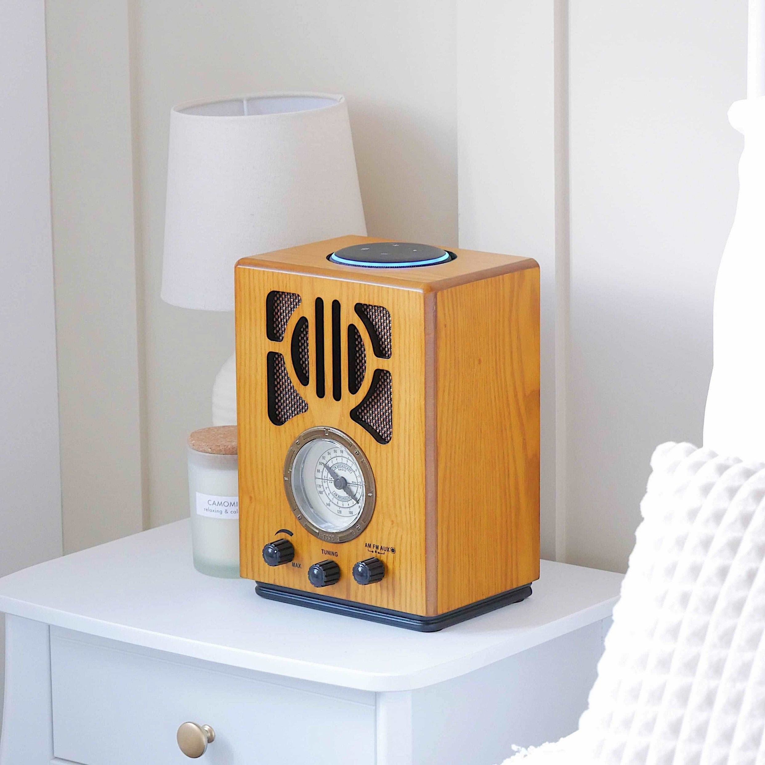 Vintage 1930's style Radio with Amazon Alexa (gen 2) plus FM/AM radio.